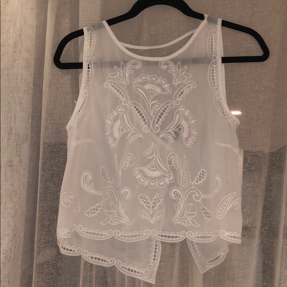 Crop shirt